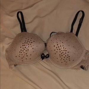 Victoria's Secret Intimates & Sleepwear - Victoria’s Secret Fashion Show Bra Victoria's Secret Intimates & Sleepwear - Victoria’s Secret Fashion Show Bra